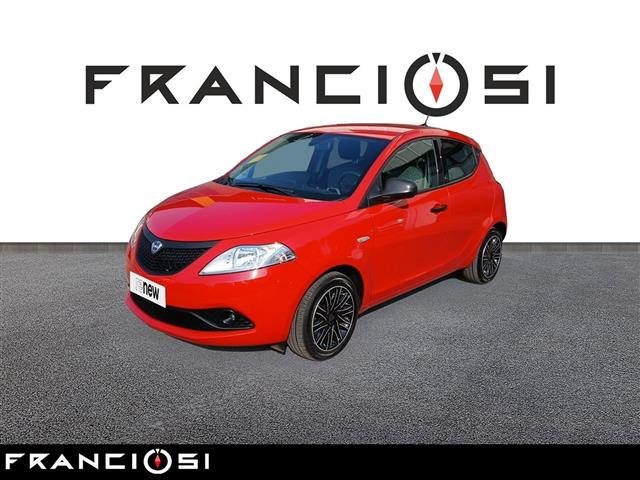 lancia ypsilon 1.0 firefly hybrid silver ss 70cv usata