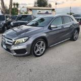 MERCEDES-BENZ GLA 200 d Automatic Premium
