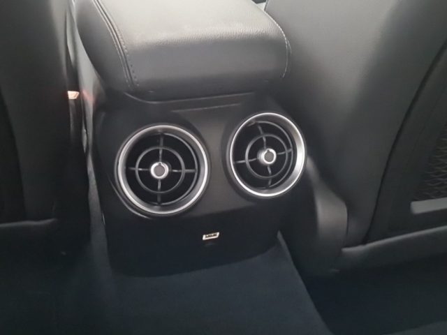 ALFA ROMEO GIULIA 2.9 V6 BI-TURBO AT8 QUADRIFOGLIO - foto 23