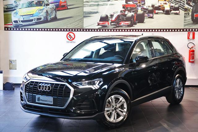 AUDI Q3 Nero Mythos metallizzato