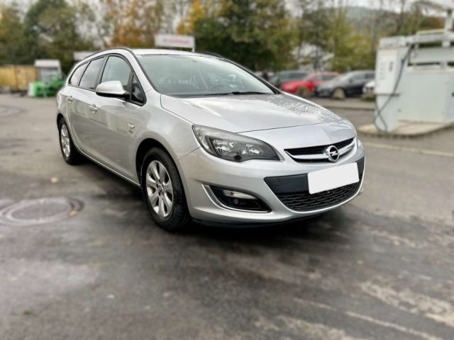 opel astra 1.4 turbo 140cv usata