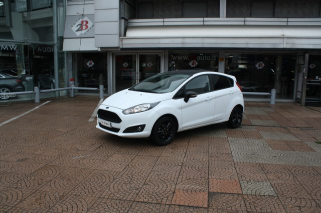 ford fiesta 1.2 82cv 5 porte black white edition usata