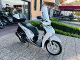 HONDA SH 150 TUTTO INCLUSO ANCHE PASSAGGIO!