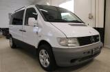 MERCEDES-BENZ Vito 112 CDI cat Mixto Vetrato/GANCIO TRAINO 6 POSTI