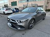 MERCEDES-BENZ A 200 d Automatic Premium