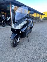 APRILIA Atlantic 200 .