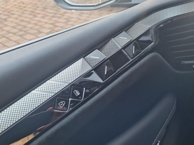 DS AUTOMOBILES N°4 DS N°4 E-TENSE 215 ÉTOILE ALCANT - foto 19