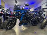 SUZUKI GSX 750 s