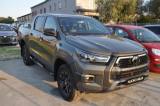 TOYOTA Hilux 2.8 D-4D A/T 4WD 48V 4 porte Double Cab Invincible