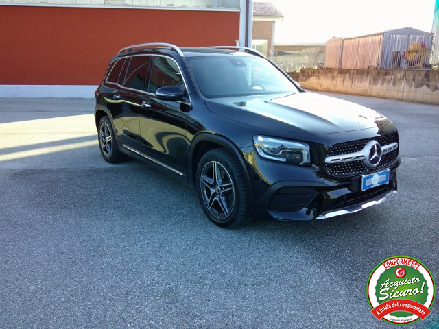 MERCEDES-BENZ GLB 200 Nero metallizzato