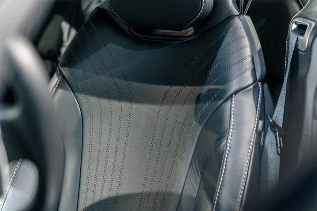 ASTON MARTIN DB11 V12 COUPE 5.2 V12 AMR AUTO - foto 26