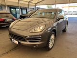 PORSCHE Cayenne 3.0 Diesel con Gancio Traino