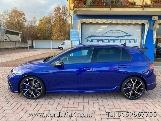 VOLKSWAGEN Golf - foto: 2
