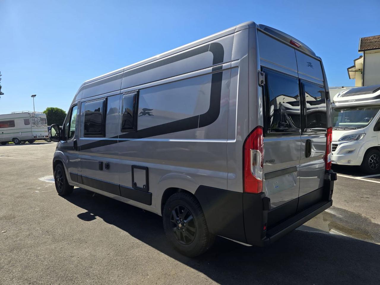 LAIKA KOSMO VAN 6.0 - 2