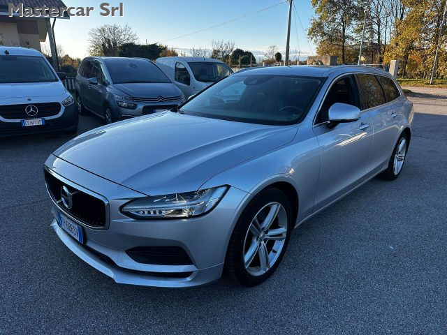 volvo v90 v90 2016 2.0 d3 momentum fp686sv usata