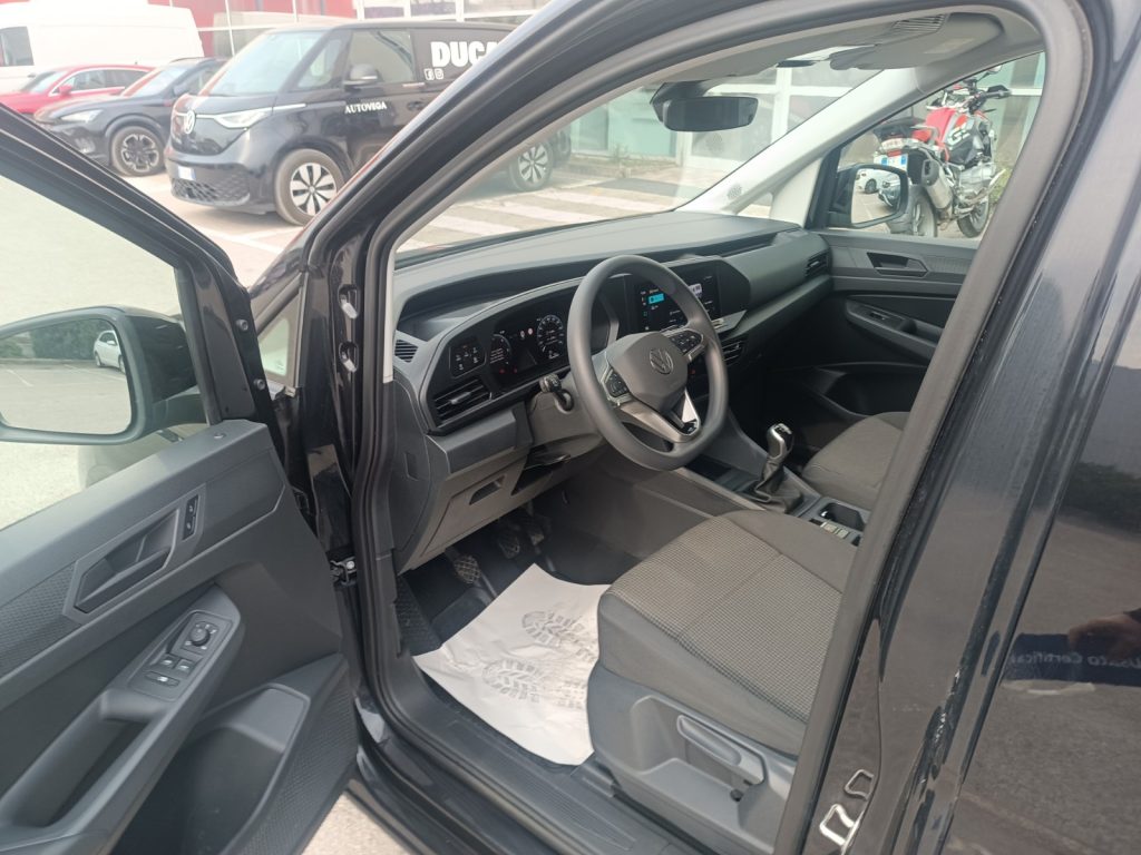immagine usato VOLKSWAGEN Caddy CARGO BUSINESS 2.0 TDI 102 CV  - IVA COMPRESA