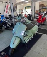 PIAGGIO Vespa GTS 300 Super 24