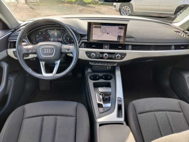 AUDI A4 AVANT 30 TDI/136 CV S TRONIC BUS - foto 10