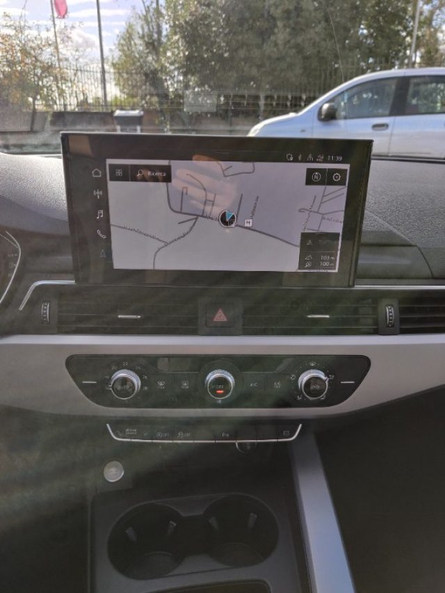 AUDI A4 AVANT 30 TDI/136 CV S TRONIC BUS - foto 11
