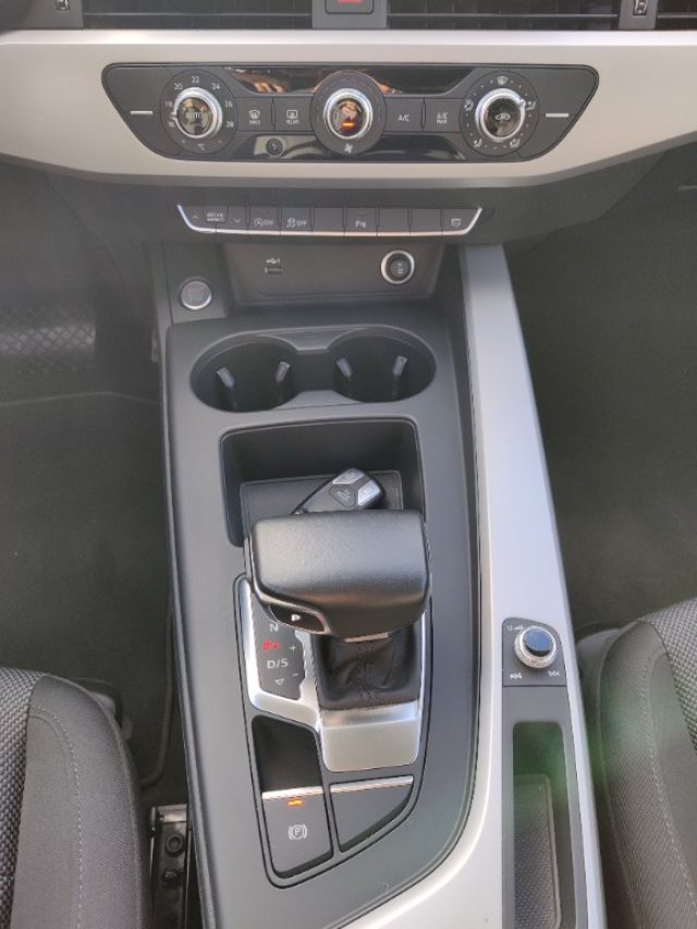 AUDI A4 AVANT 30 TDI/136 CV S TRONIC BUS - foto 12