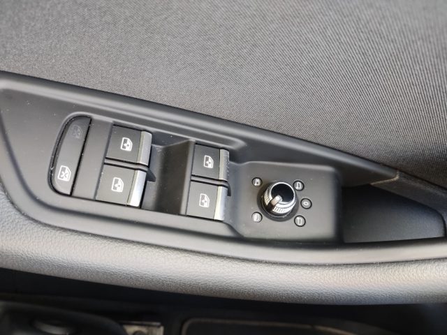 AUDI A4 AVANT 30 TDI/136 CV S TRONIC BUS - foto 15