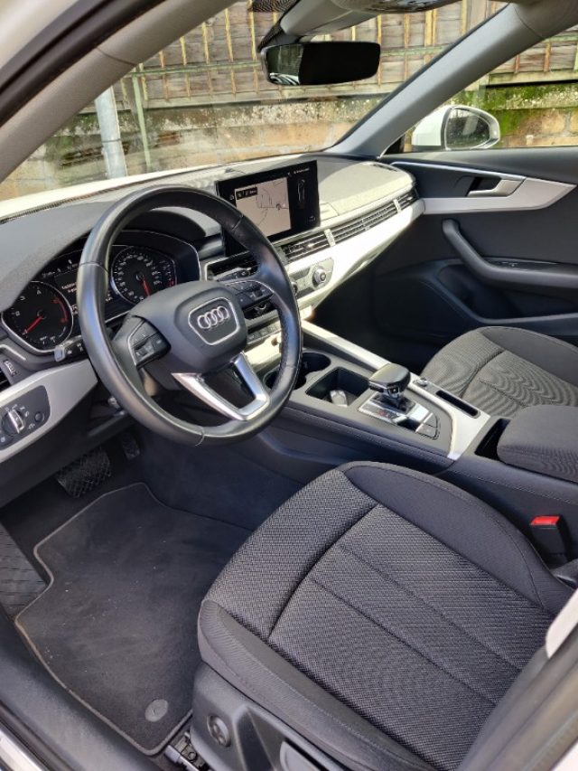 AUDI A4 AVANT 30 TDI/136 CV S TRONIC BUS - foto 20
