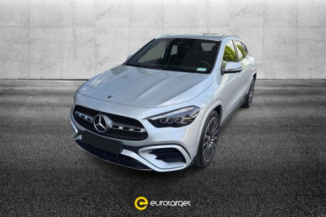 mercedes-benz gla 200 automatic amg line premium usata