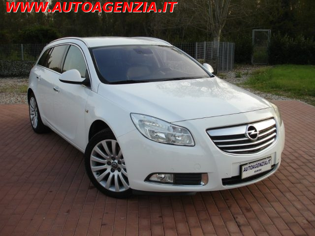 opel insignia 2.0 cdti 160cv sports tourer cosmo motore usata