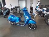 VESPA GTS 300 Super .