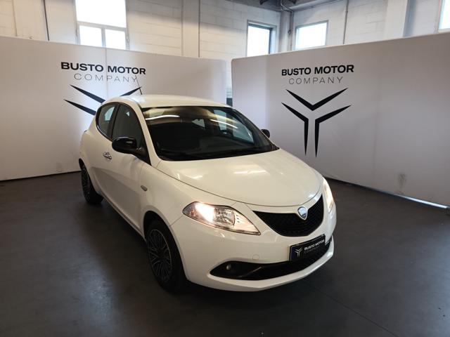 lancia ypsilon 1.2 69 cv 5 porte ss gold usata