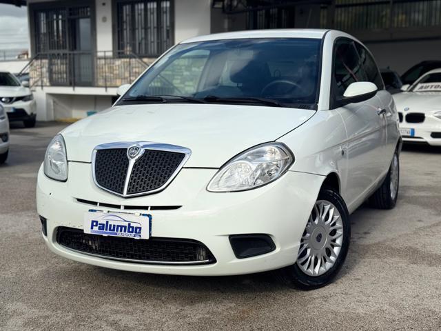 lancia ypsilon 1.2 oro ideale per neopatentati usata