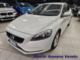 VOLVO V40 D2 momentum