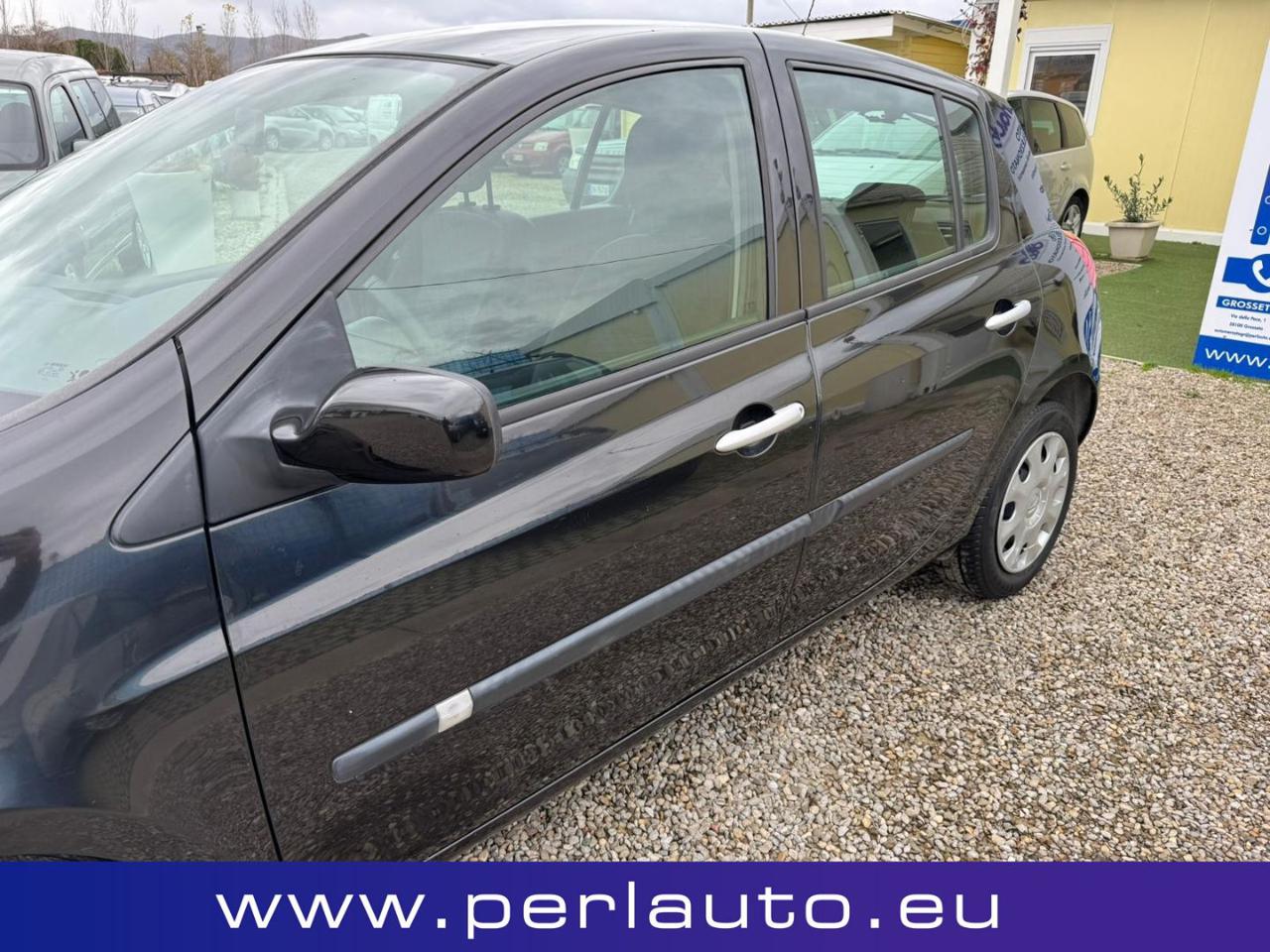 RENAULT Clio 1.2 16V 5 porte Le Iene - 4