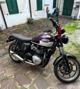 TRIUMPH Bonneville SE