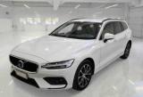 VOLVO V60 B3 Geartronic Momentum Business