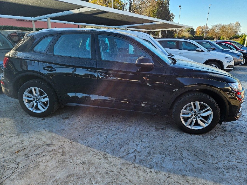 AUDI Q5 40 TDI 204 CV quattro S tronic Business Advanced - 3