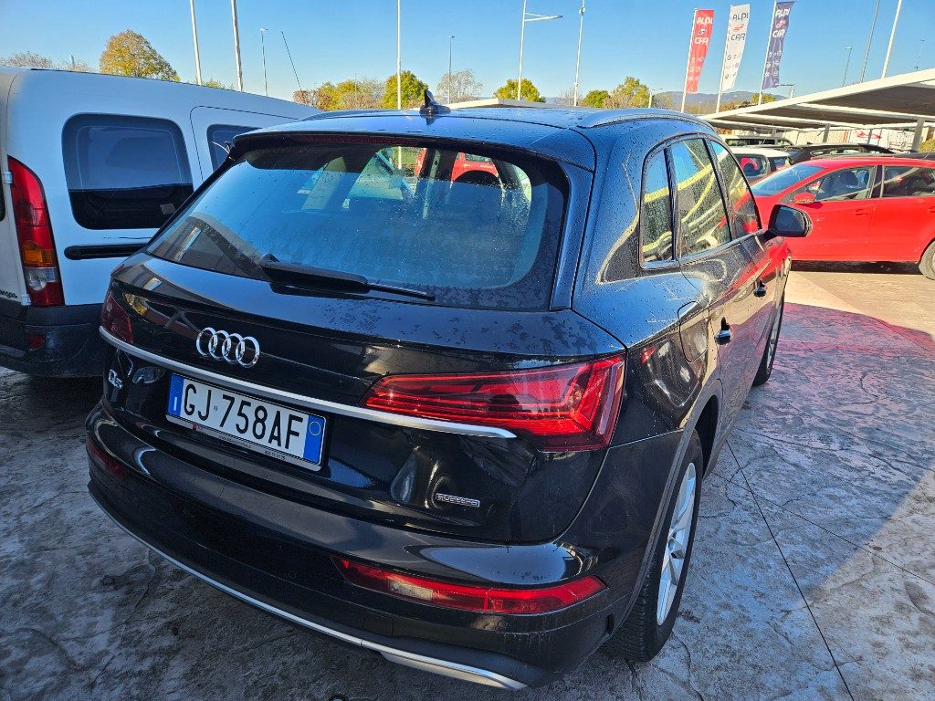 AUDI Q5 40 TDI 204 CV quattro S tronic Business Advanced - 5