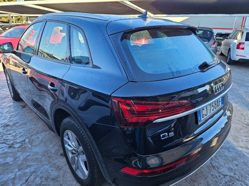 AUDI Q5 40 TDI 204 CV quattro S tronic Business Advanced - 6