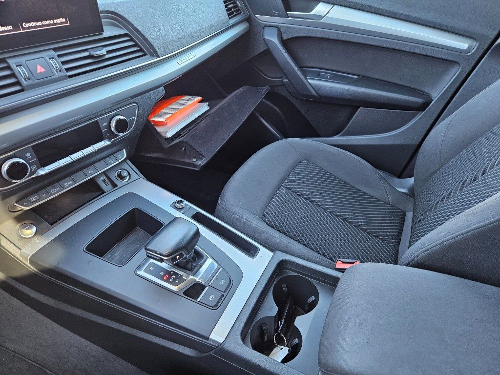 AUDI Q5 40 TDI 204 CV quattro S tronic Business Advanced - 10