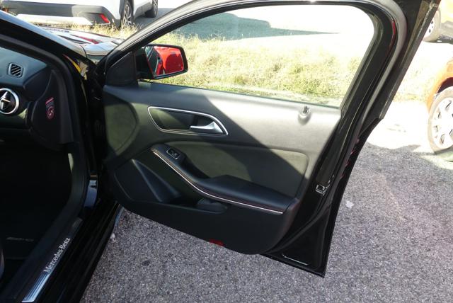 MERCEDES-BENZ A 200 D AUTOMATIC PREMIUM - foto 21