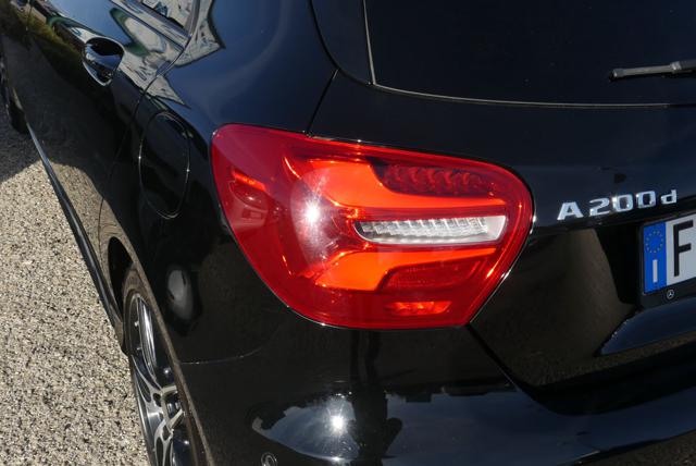 MERCEDES-BENZ A 200 D AUTOMATIC PREMIUM - foto 30