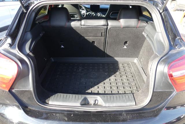 MERCEDES-BENZ A 200 D AUTOMATIC PREMIUM - foto 37