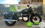 TRIUMPH Bonneville T100 986 MF Steve MC Queen number 698 limited edition