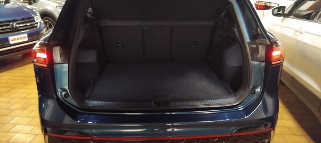 VOLKSWAGEN TIGUAN 2.0 TDI 150 CV DSG R-LINE - foto 12