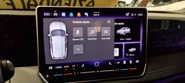 VOLKSWAGEN TIGUAN 2.0 TDI 150 CV DSG R-LINE - foto 25