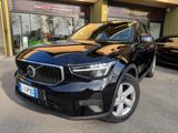 VOLVO XC40 B3 automatico Plus Dark