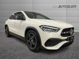 MERCEDES-BENZ GLA 200 d Automatic Premium