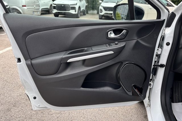 RENAULT CLIO DCI 8V 75 CV START&STOP 5 PORTE  - foto 12