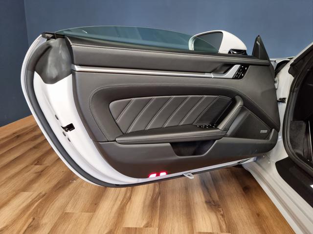 PORSCHE 911 TURBO S CABRIOLET 650 CV - foto 30