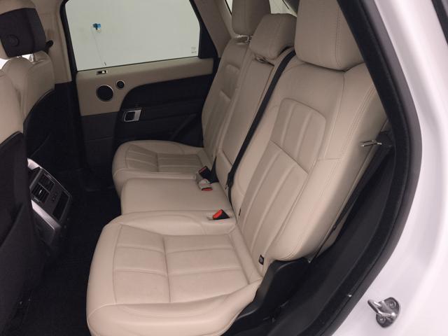 LAND ROVER RANGE ROVER 3.0D I6 MHEV HSE 249CV AUTO - foto 23